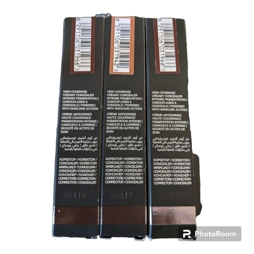 Huda Beauty The overachiever concealer